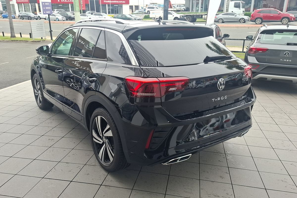 2024 Volkswagen T-Roc 140TSI R-Line D11