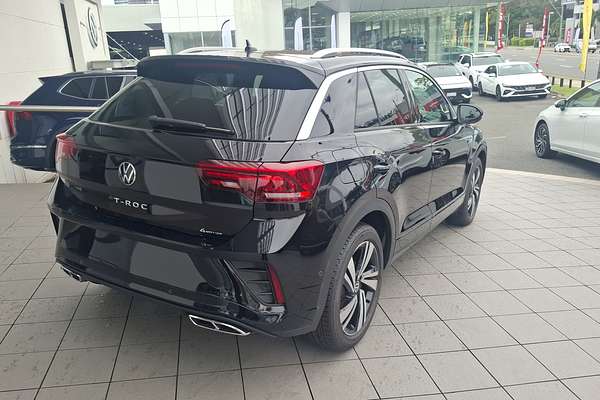 2024 Volkswagen T-Roc 140TSI R-Line D11