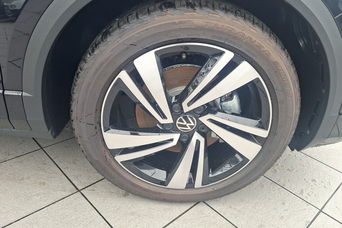 2024 Volkswagen T-Roc 140TSI R-Line D11
