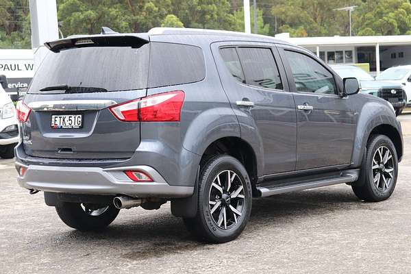 2021 Isuzu MU-X LS-T
