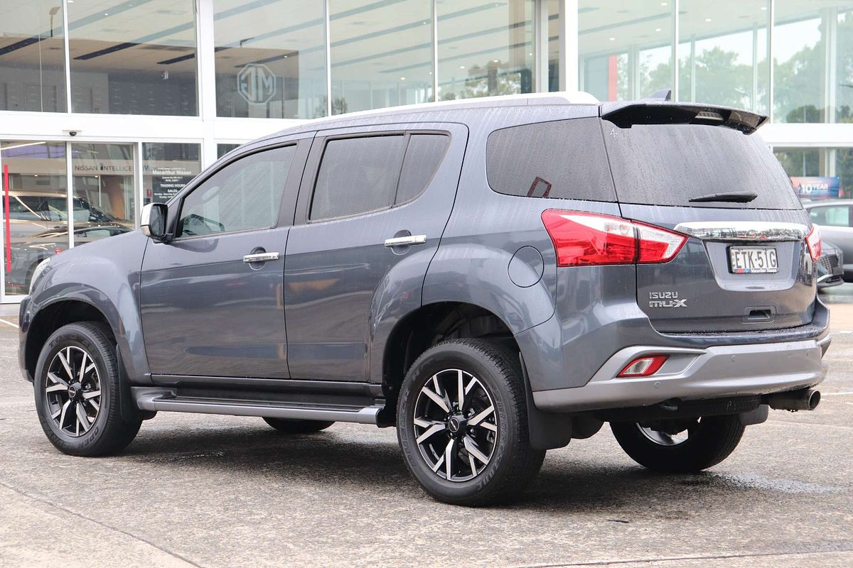 2021 Isuzu MU-X LS-T