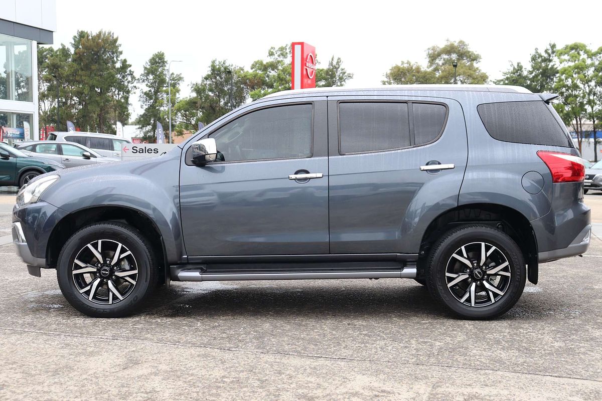 2021 Isuzu MU-X LS-T