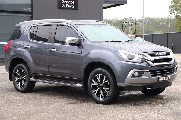 2021 Isuzu MU-X LS-T