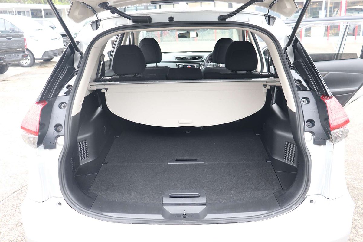 2022 Nissan X-TRAIL ST T32