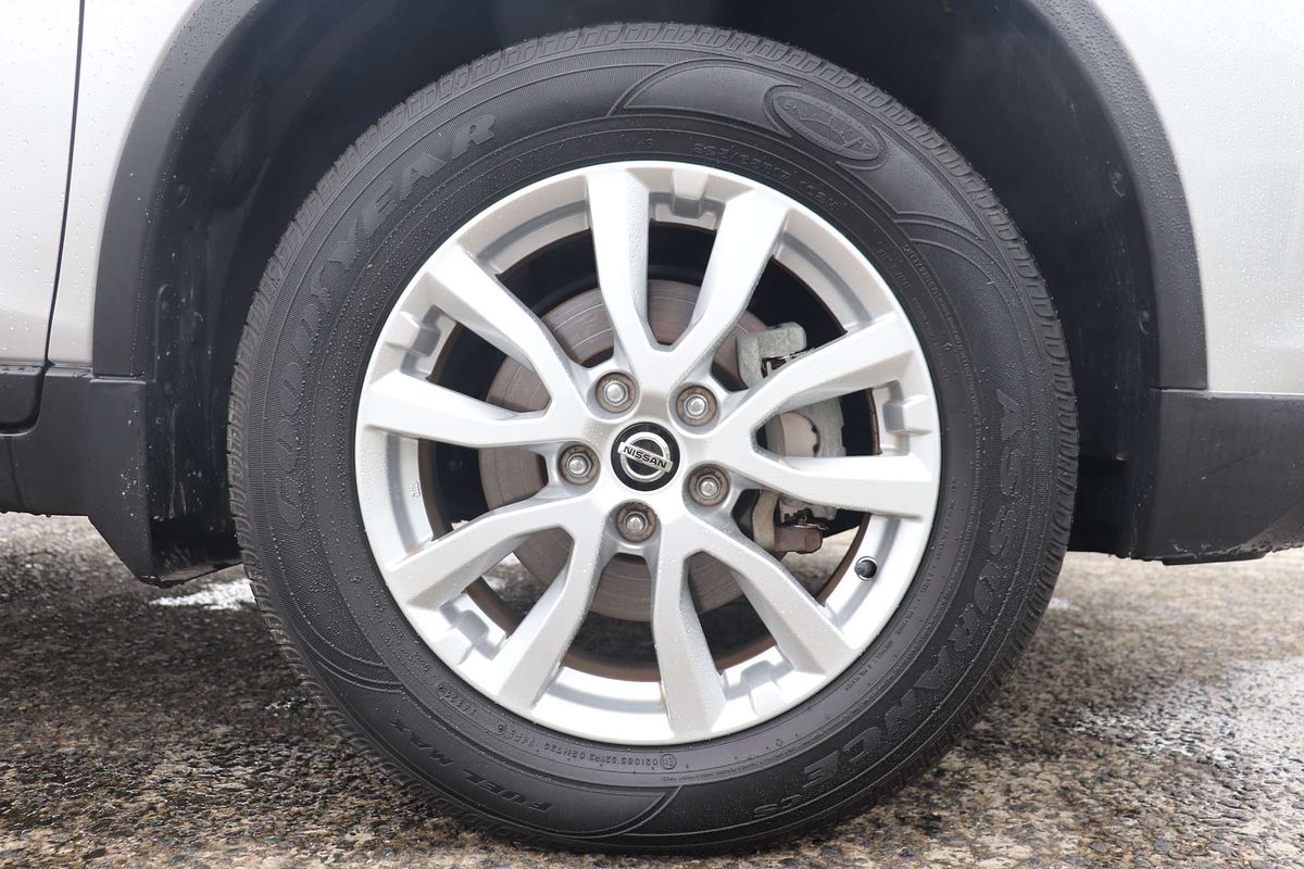 2022 Nissan X-TRAIL ST T32