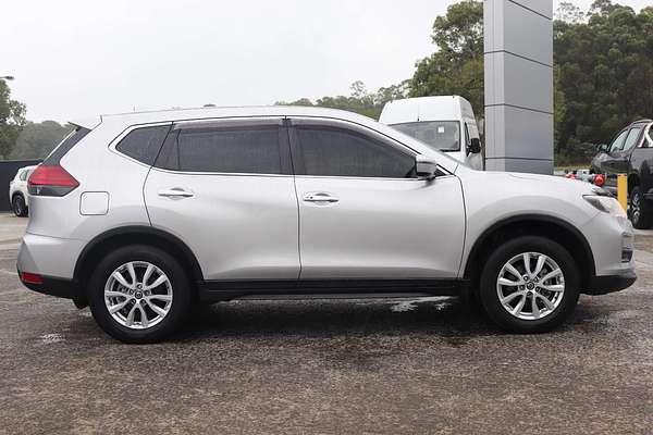2022 Nissan X-TRAIL ST T32
