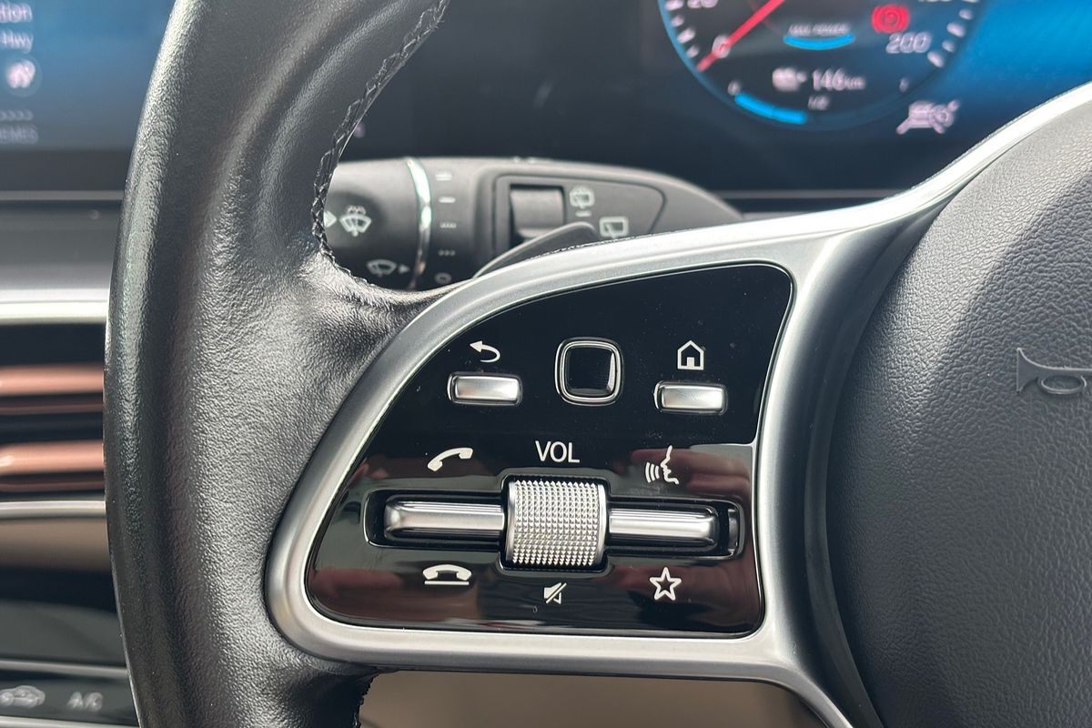 2021 Mercedes-Benz EQC EQC400 N293