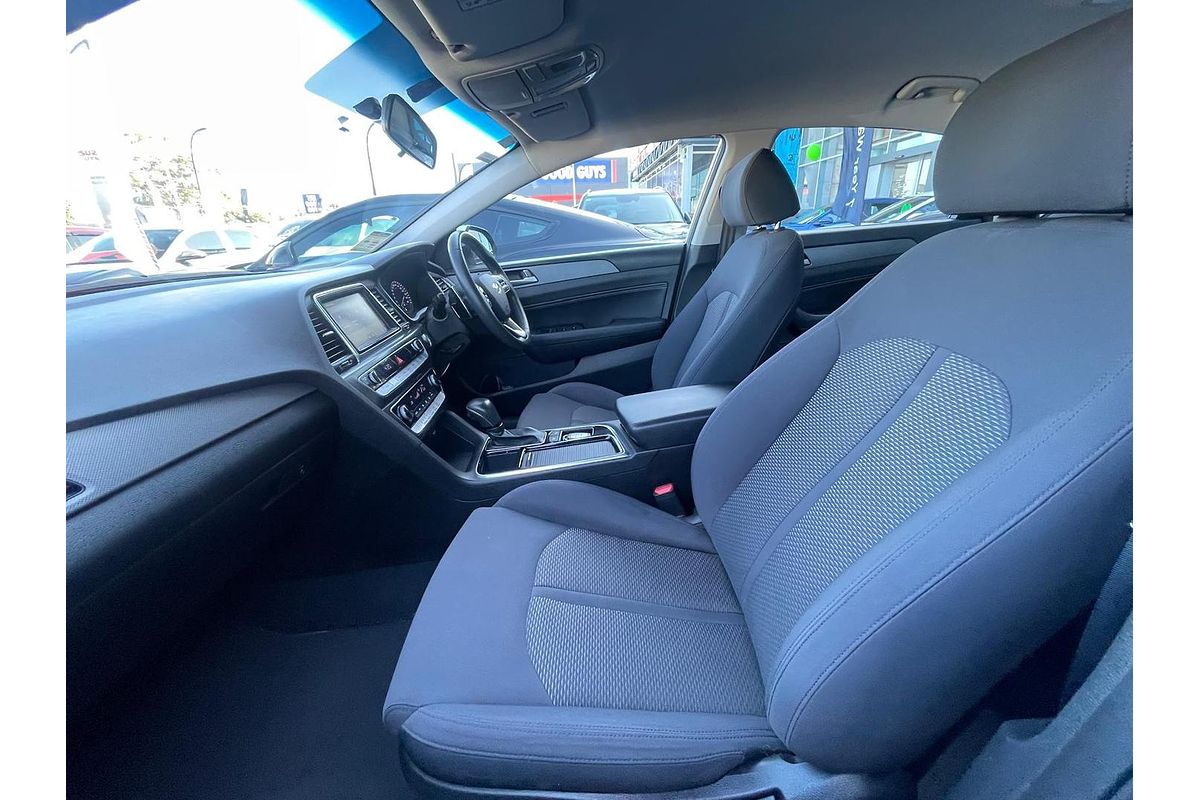 2018 Hyundai Sonata Active LF4