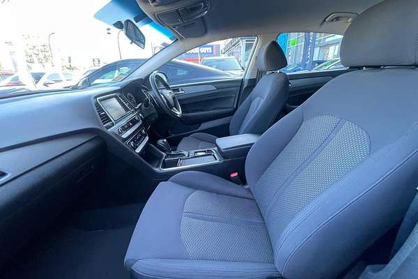 2018 Hyundai Sonata Active LF4