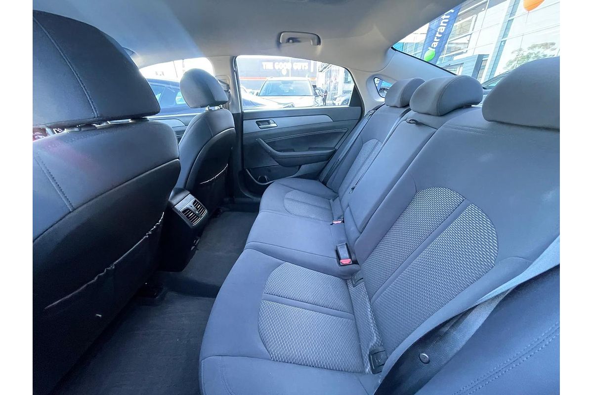 2018 Hyundai Sonata Active LF4
