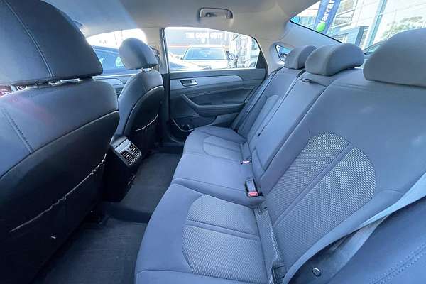 2018 Hyundai Sonata Active LF4
