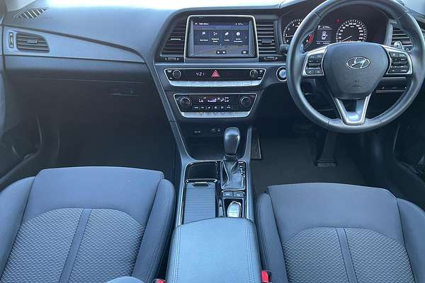 2018 Hyundai Sonata Active LF4