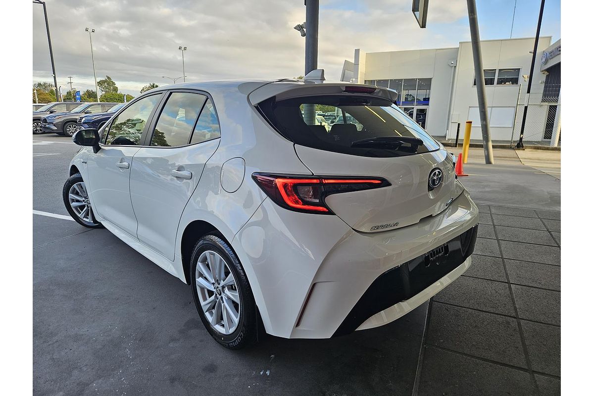 2022 Toyota Corolla Ascent Sport Hybrid ZWE211R