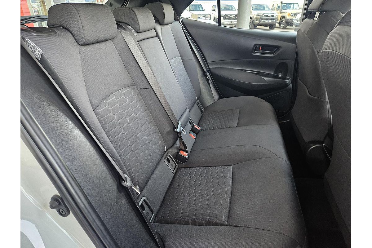 2022 Toyota Corolla Ascent Sport Hybrid ZWE211R