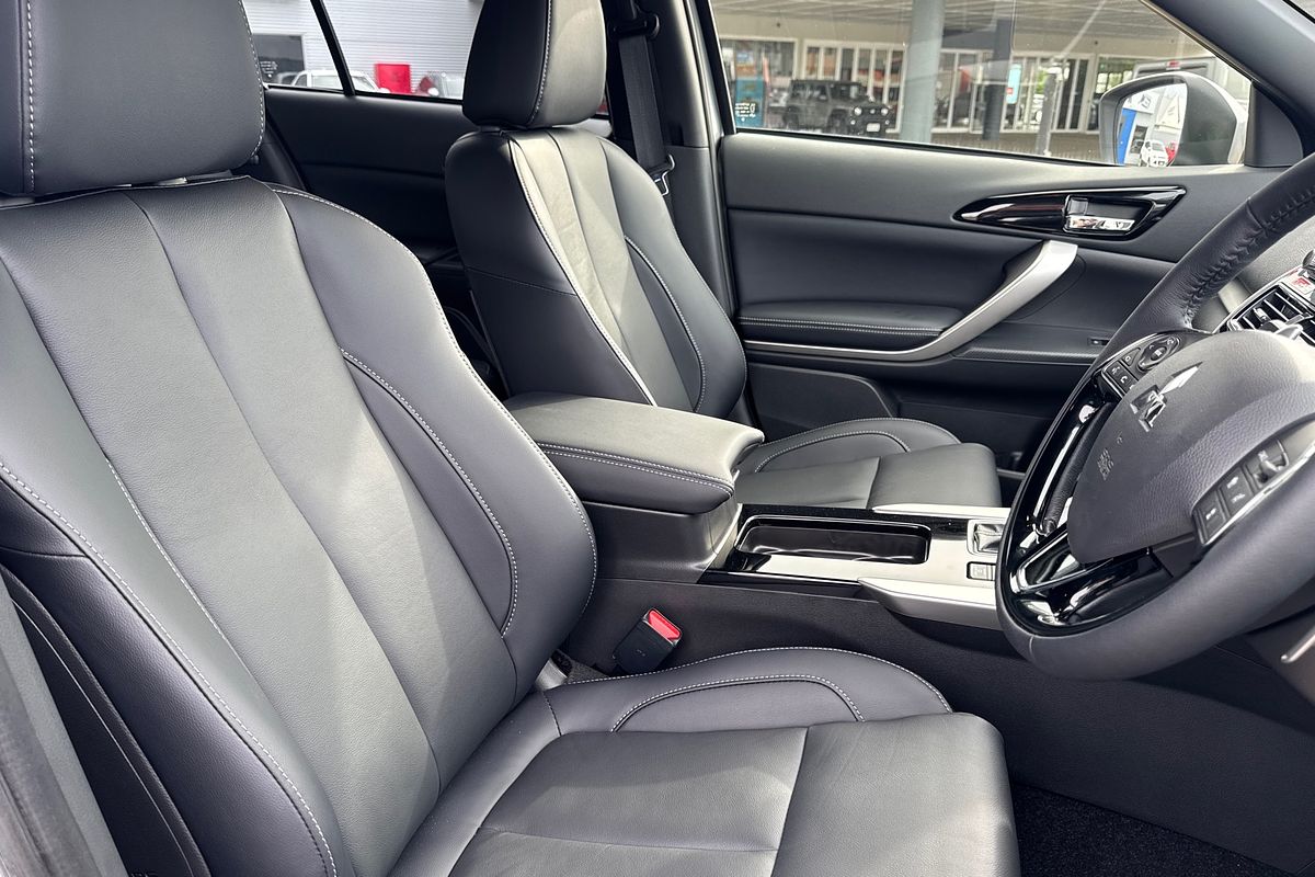 2024 Mitsubishi Eclipse Cross Exceed YB