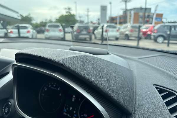 2024 Mitsubishi Eclipse Cross Exceed YB
