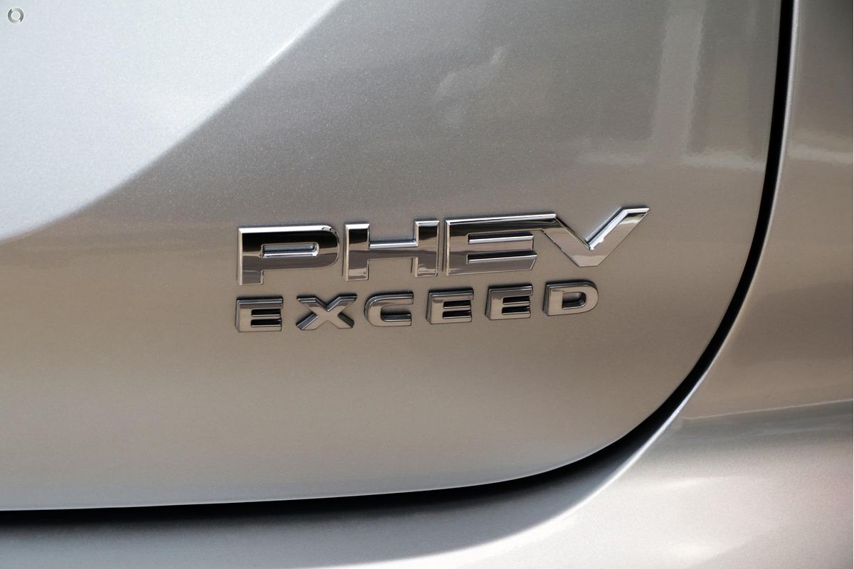 2024 Mitsubishi Outlander PHEV Exceed Tourer ZM