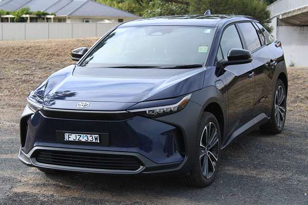 2023 Toyota bZ4X XEAM10R