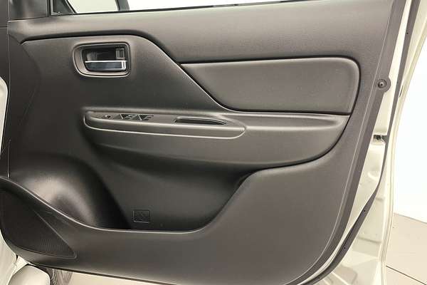 2021 Mitsubishi Triton GLX-R MR Rear Wheel Drive