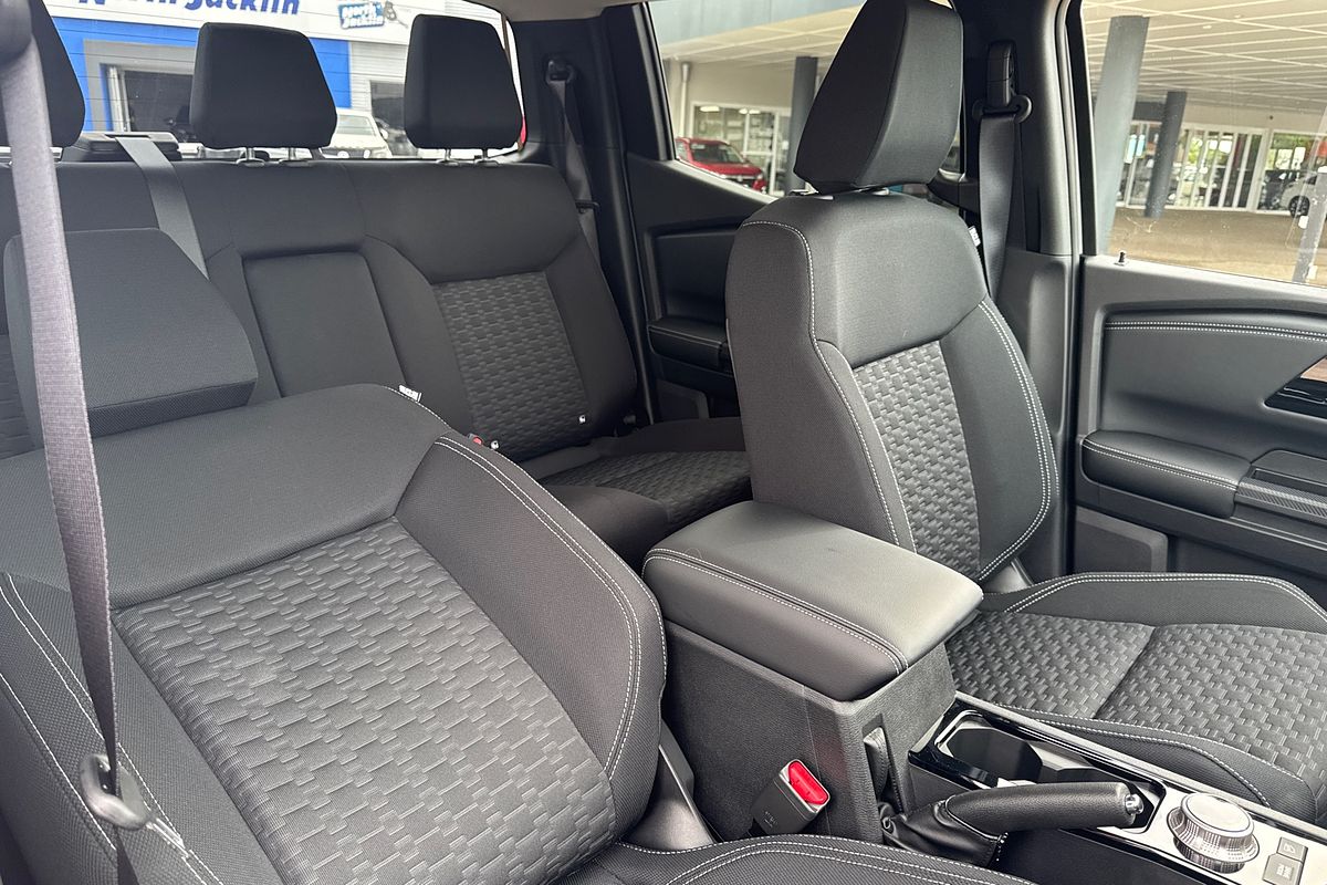 2024 Mitsubishi Triton GLS MV 4X4