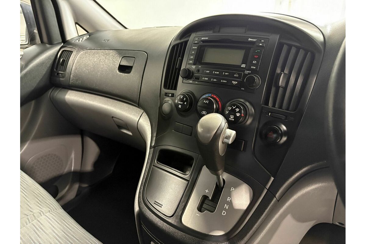 2013 Hyundai iLoad TQ2-V