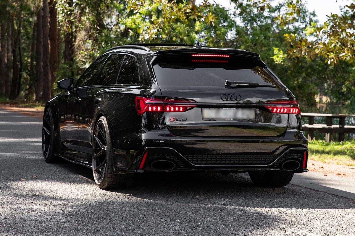 2022 Audi RS6  C8