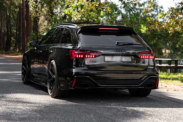 2022 Audi RS6  C8