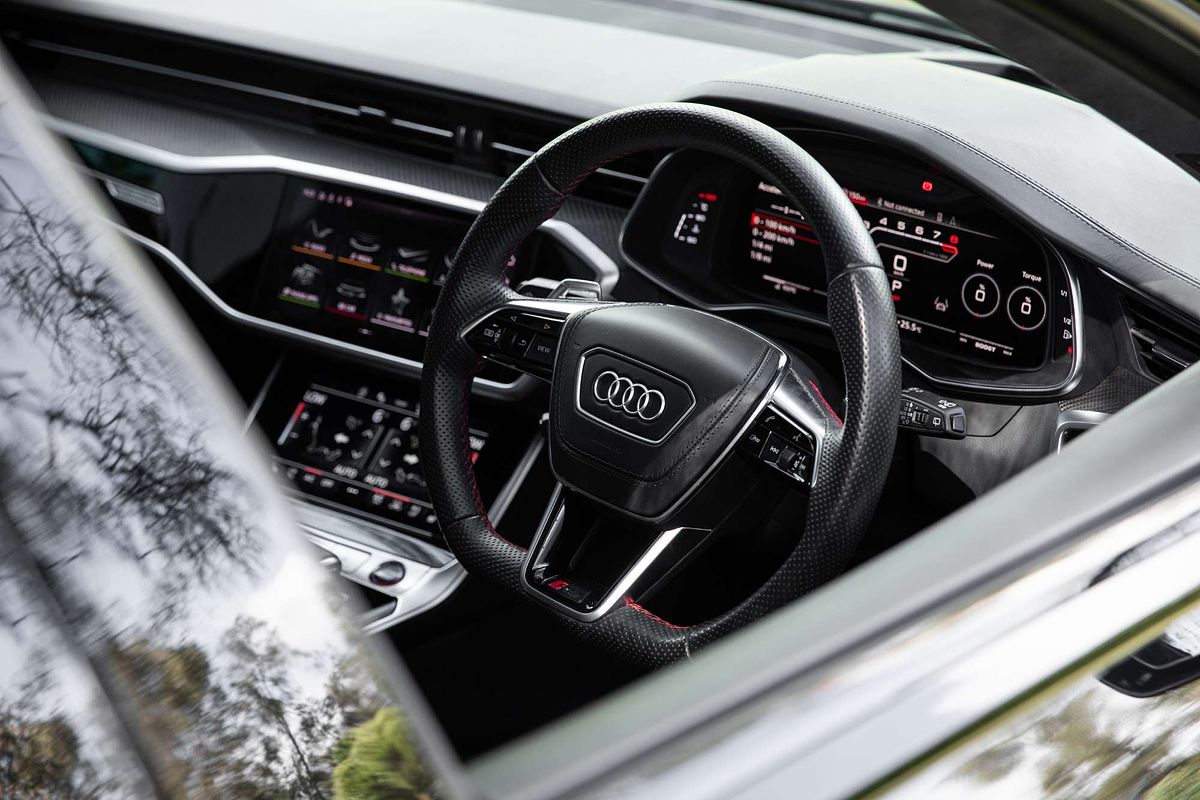 2022 Audi RS6  C8