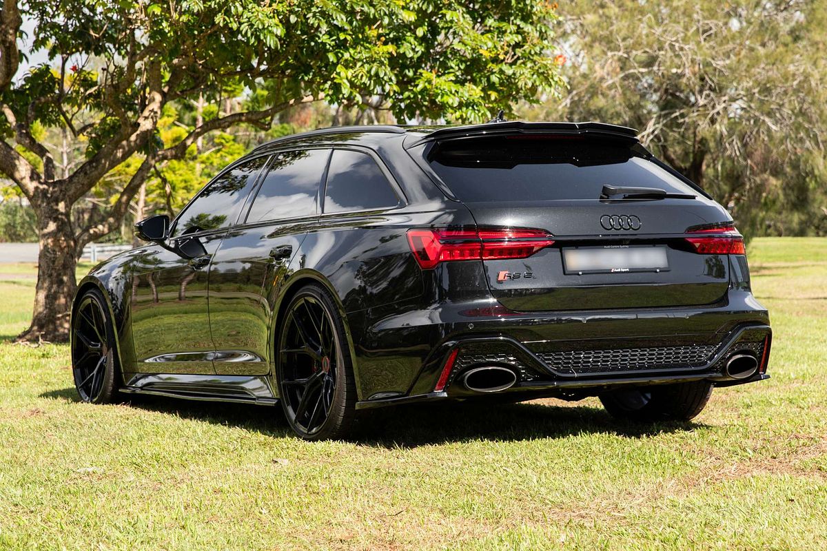 2022 Audi RS6  C8