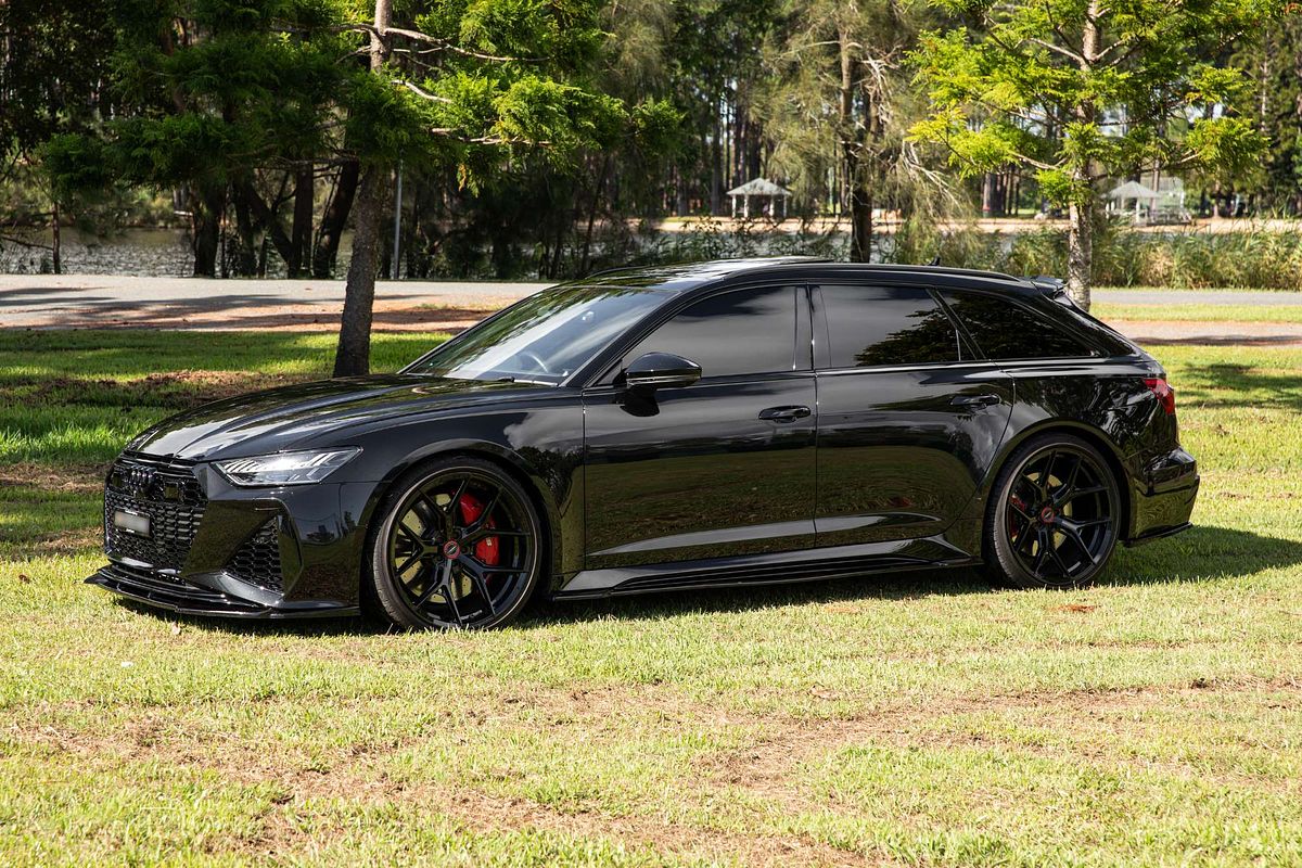 2022 Audi RS6  C8