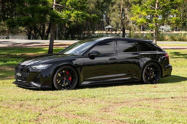2022 Audi RS6  C8