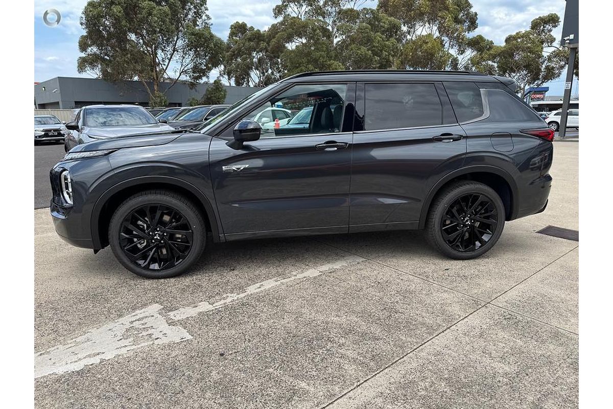 2024 Mitsubishi Outlander PHEV GSR ZM