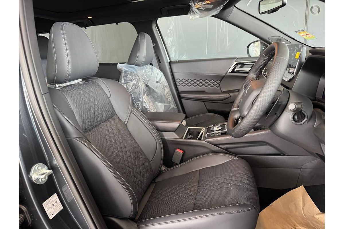 2024 Mitsubishi Outlander PHEV GSR ZM