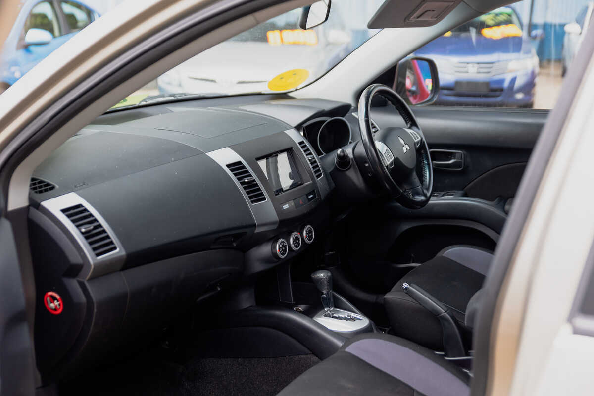 2008 Mitsubishi Outlander XLS ZG