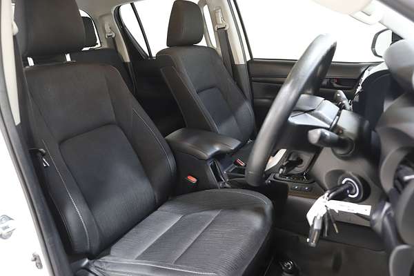 2022 Toyota Hilux SR GUN126R 4X4