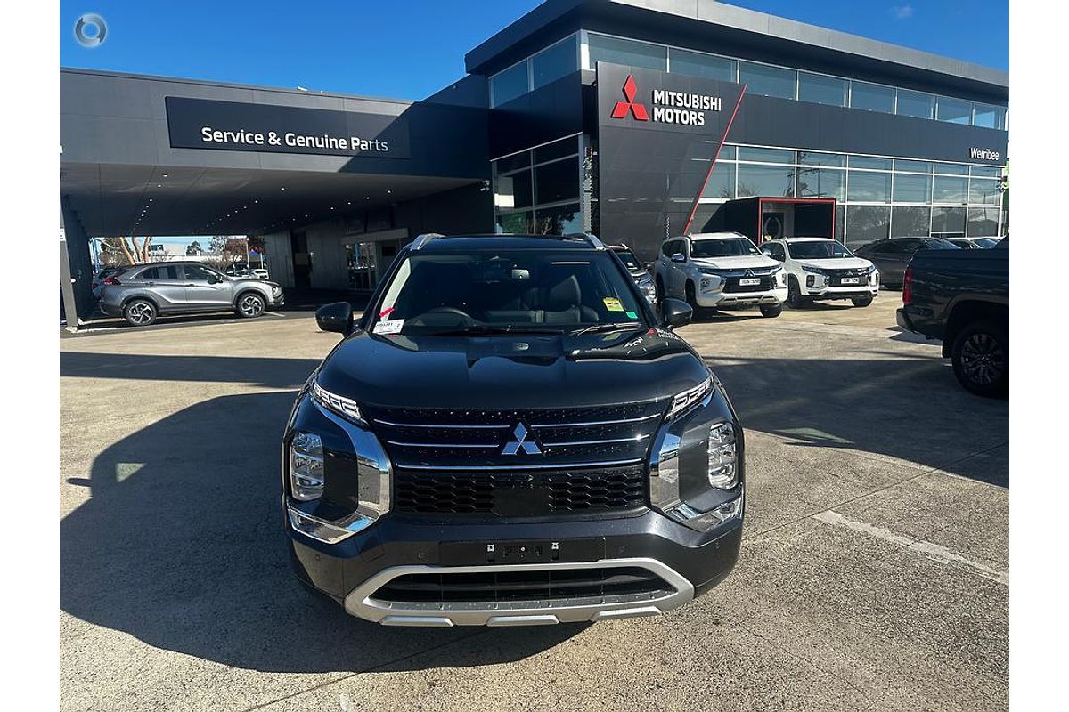 2024 Mitsubishi Outlander PHEV Exceed ZM