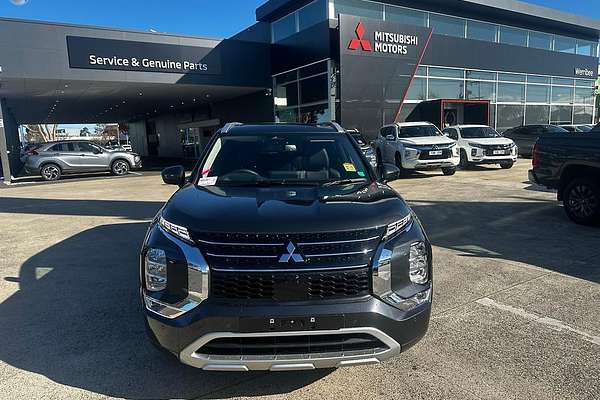2024 Mitsubishi Outlander PHEV Exceed ZM