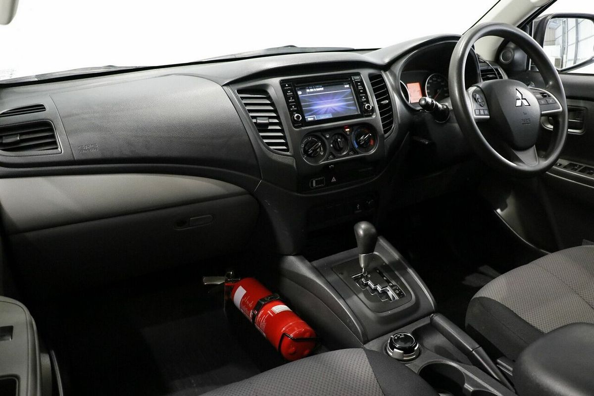 2017 Mitsubishi Triton GLX MQ 4X4