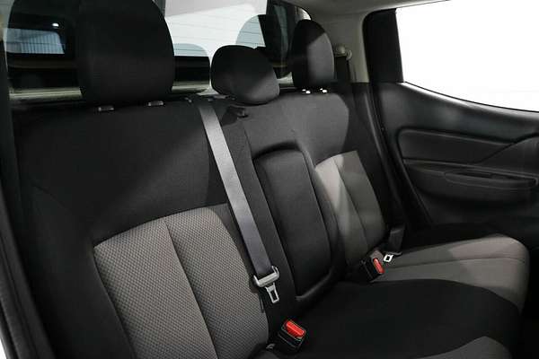 2017 Mitsubishi Triton GLX MQ 4X4