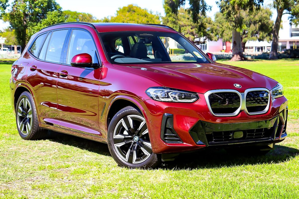 2024 BMW iX3 M Sport G08