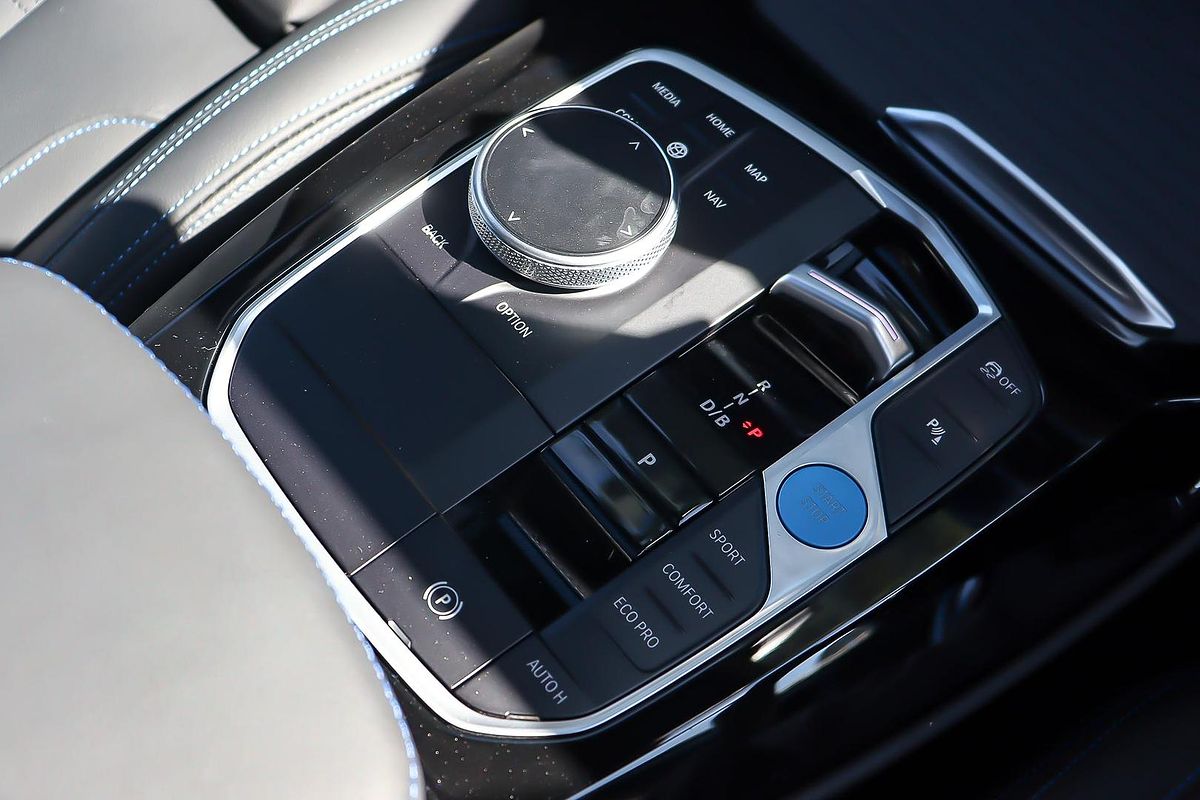 2024 BMW iX3 M Sport G08