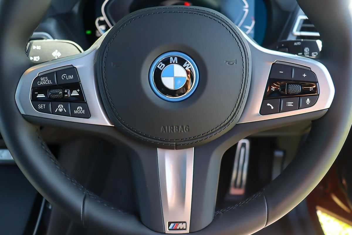 2024 BMW iX3 M Sport G08