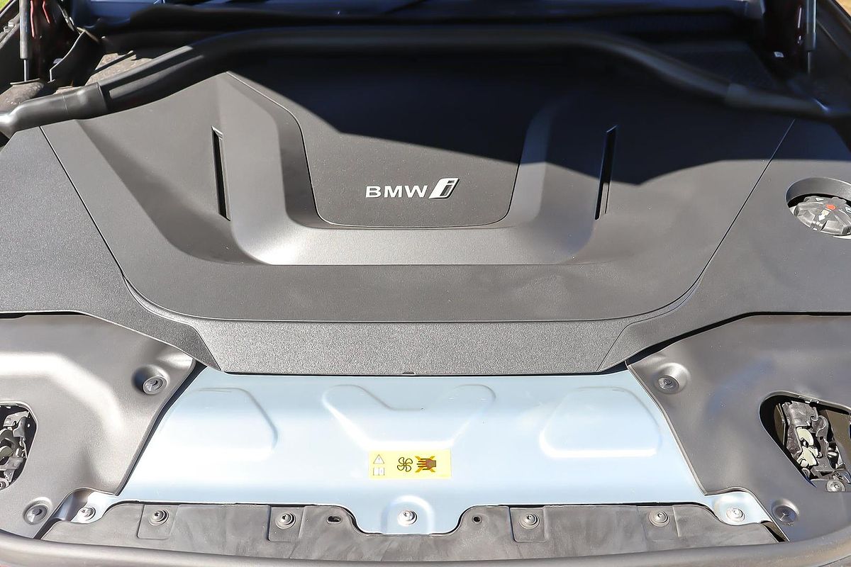 2024 BMW iX3 M Sport G08