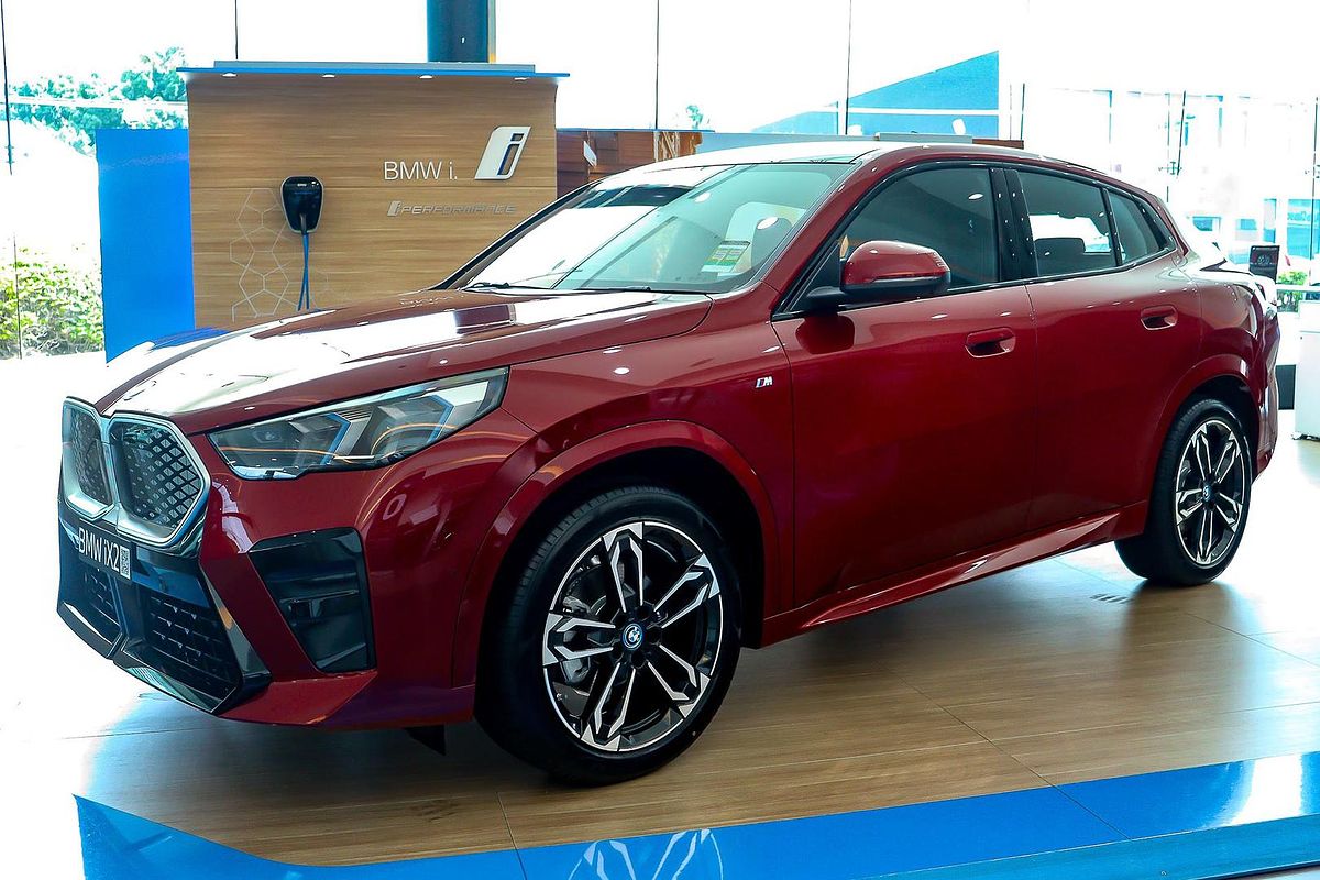 2024 BMW iX2 eDrive20 M Sport U10