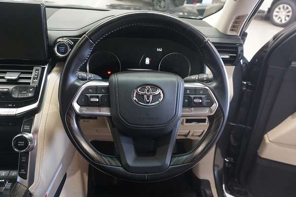 2024 Toyota Landcruiser VX FJA300R