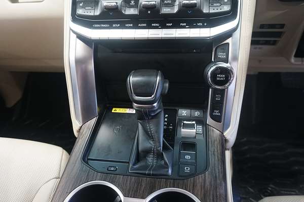 2024 Toyota Landcruiser VX FJA300R