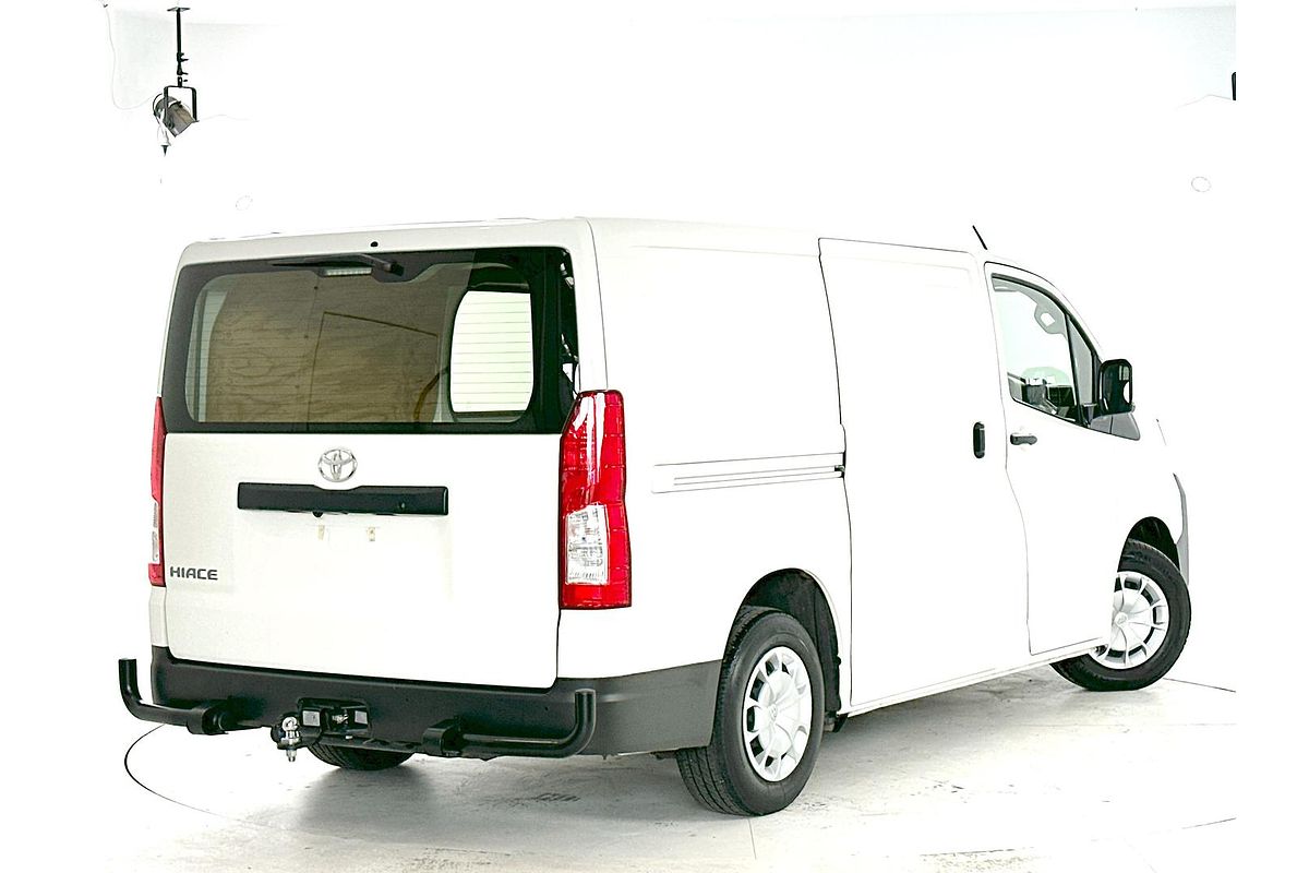 2022 Toyota Hiace GDH300R LWB