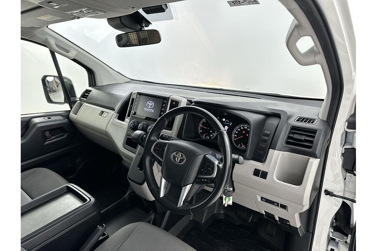 2022 Toyota Hiace GDH300R LWB