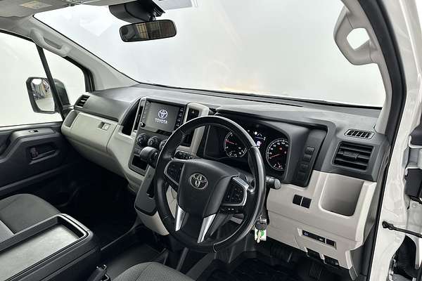 2022 Toyota Hiace GDH300R LWB