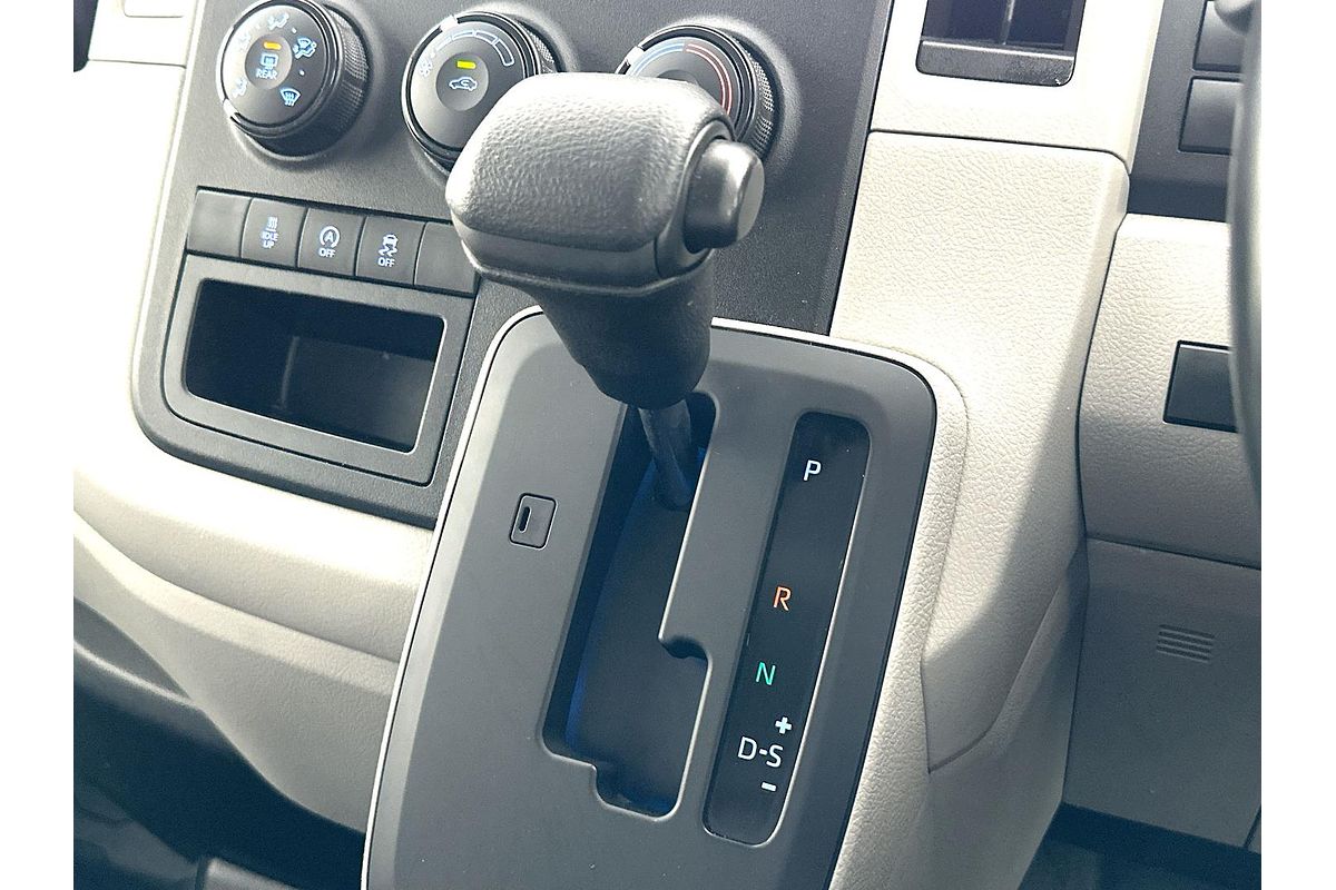 2022 Toyota Hiace GDH300R LWB